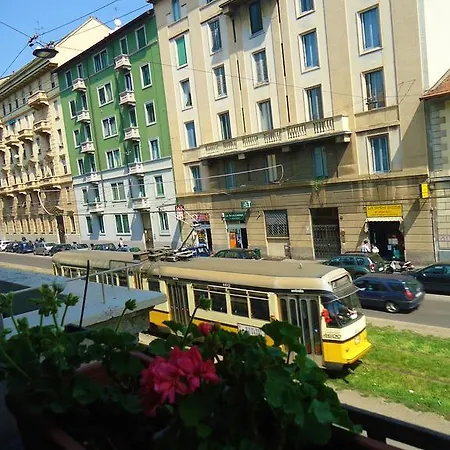 Anna Maria House * Mediolan
